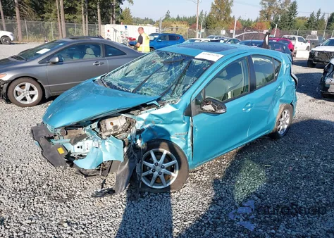 2013 Toyota Prius C Four z USA, uszkodzony, nr VIN JTDKDTB30D1045445